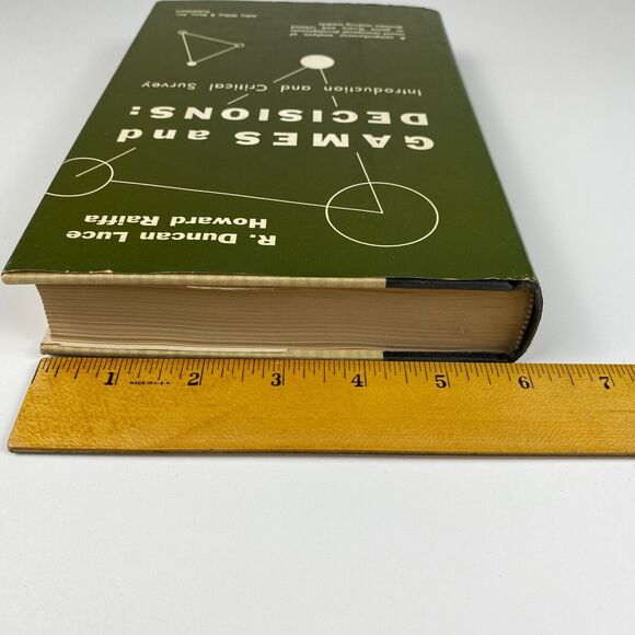 Games and Decisions: Introduction & Critical Survey R. Duncan Luce VTG 1958 - Picture 12 of 13